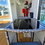Barco-apartamento En El Nautico De * ויגו