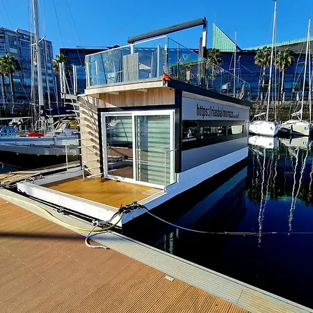 Barco-apartamento En El Nautico De Botel *