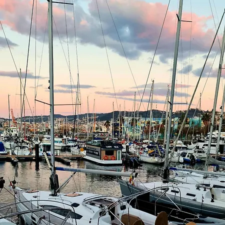 Barco-apartamento En El Nautico De Vigo