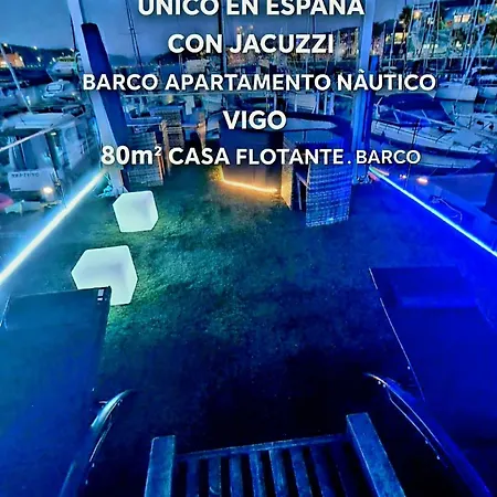 Barco-apartamento En El Náutico De * Vigo