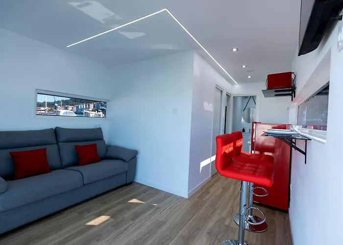 Barco-apartamento En El Nautico De 比戈